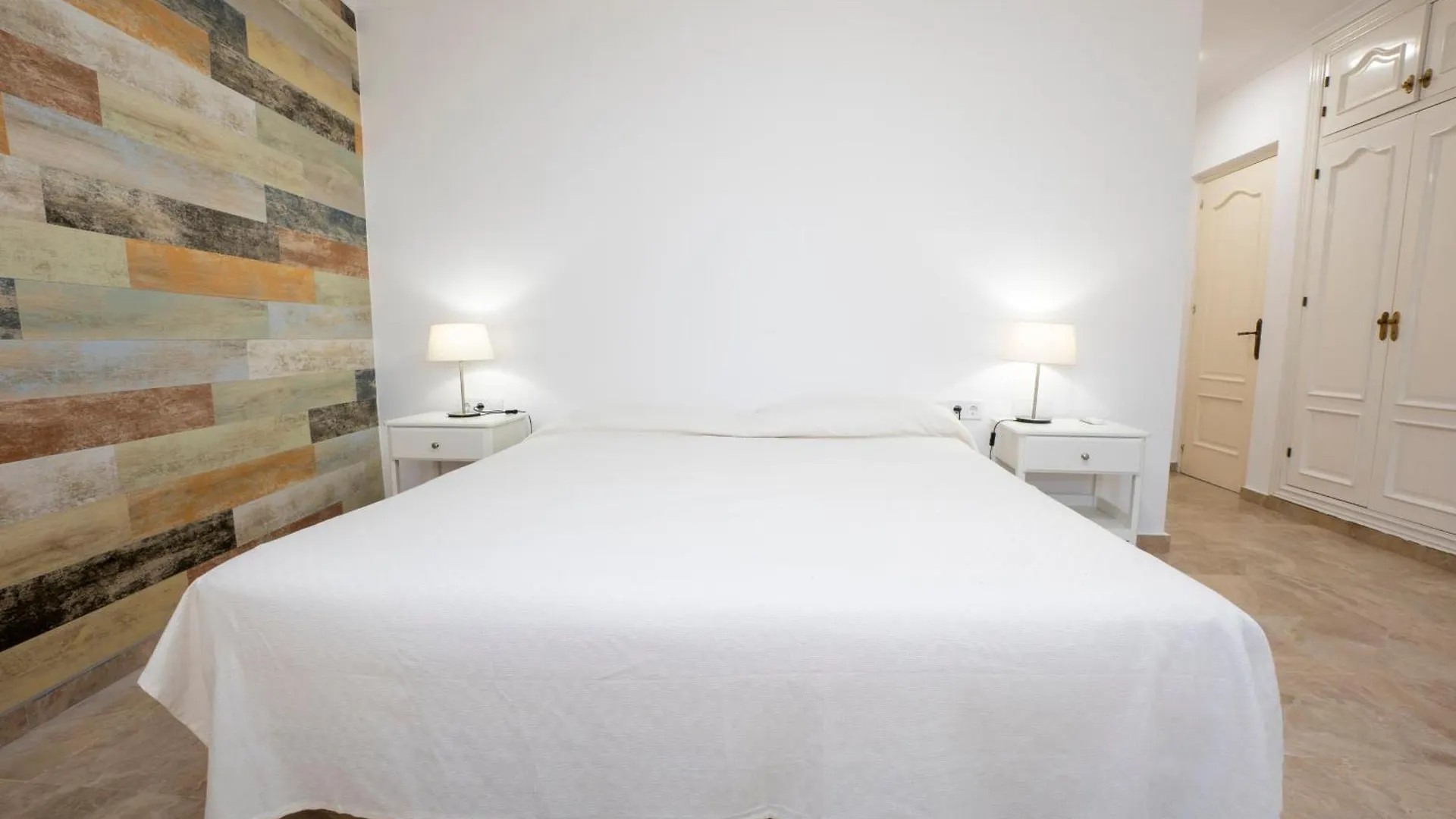 Nerja Jarales Menyber Apartment 0*,  Spain